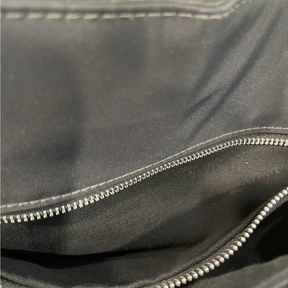 Capezio Black Dancer Bag with adjustable Strap 16 X10 in with several pockets - Picture 3 of 11